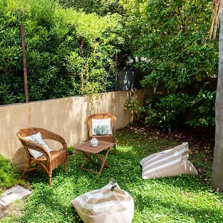 Lägenhet Scafa, Con Piscina E Vista Mare Capo dʼOrlando