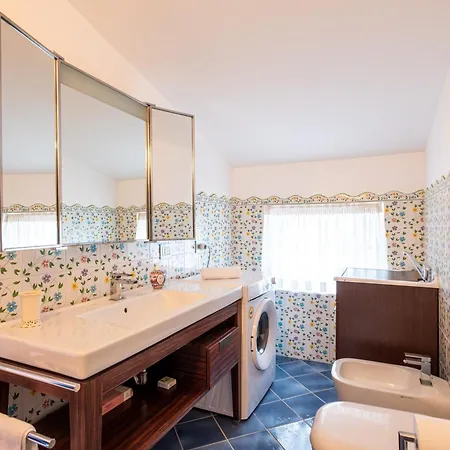Apartament A Scafa Con Vista Mozzafiato Capo dʼOrlando